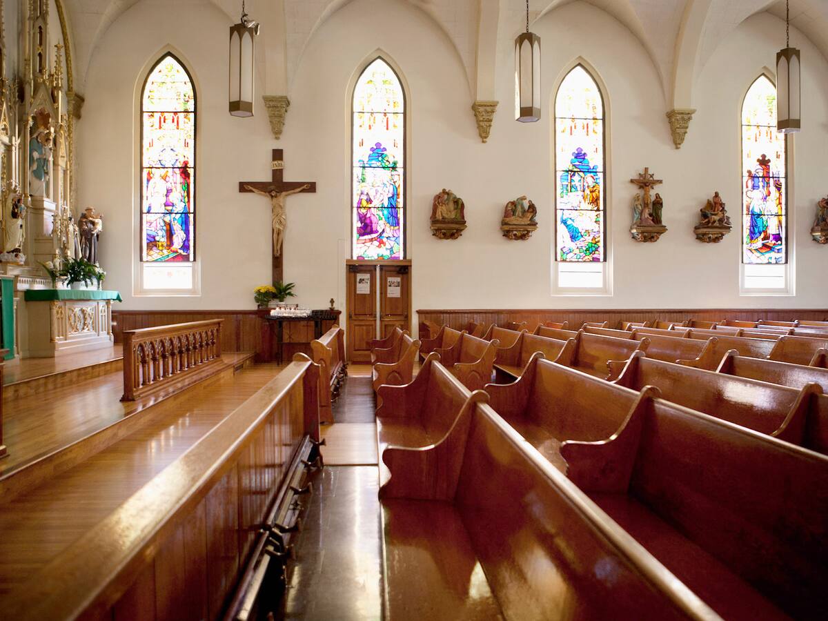 Capturaron a ladrones mientras desocupaban iglesia en el norte de Bogotá