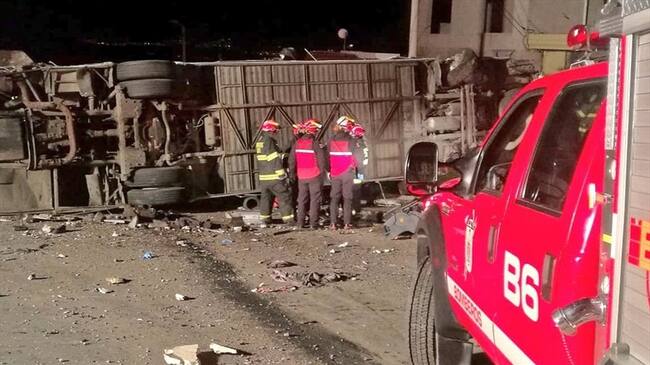 Formulan pliego de cargos contra empresa involucrada en accidente de tránsito en Ecuador. Foto: Colprensa