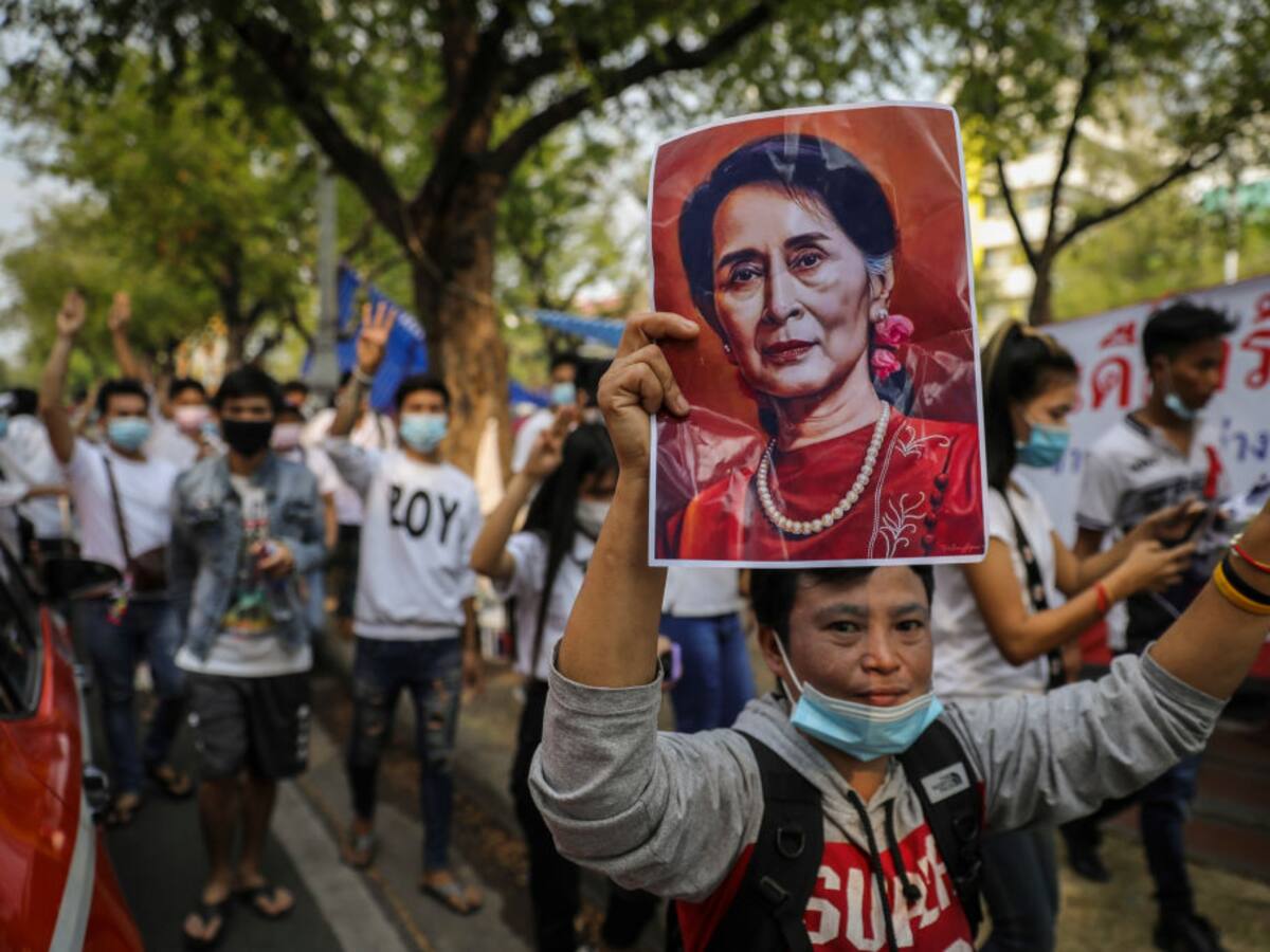 La líder de Birmania Suu Kyi fue puesta en aislamiento en una prisión