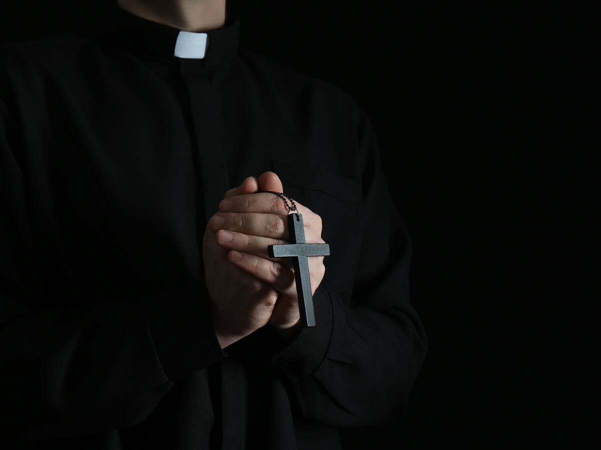 Denuncian ‘lobby’ de pastores para tumbar impuesto a iglesias en la tributaria