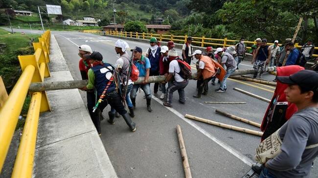 Marco Albeiro Gutiérrez, alcalde del municipio de Páez, pidió recursos económicos o víveres para apoyar la minga que se realiza en el Departamento. Foto: Getty Images