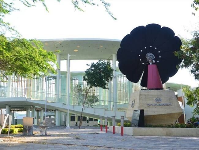 Continúan las denuncias por irregularidades en megabiblioteca de Santa Marta