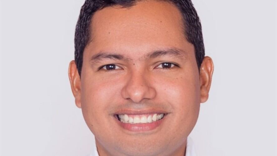 El alcalde Mauro Oliveros terminó de manera anticipada el contrato de operación de agua, alcantarillado y aseo.. Foto: Cortesía: Alcaldía de San Bernardo del Viento