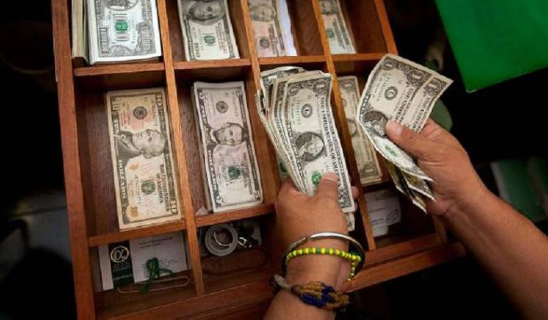 Dolar. Foto: Colprensa.
