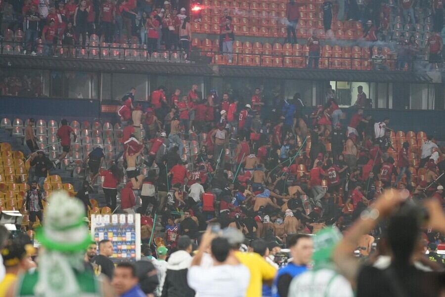 Tras desmanes en Medellín, Gobierno advierte a Dimayor que liga no puede empezar sin antes reunirse