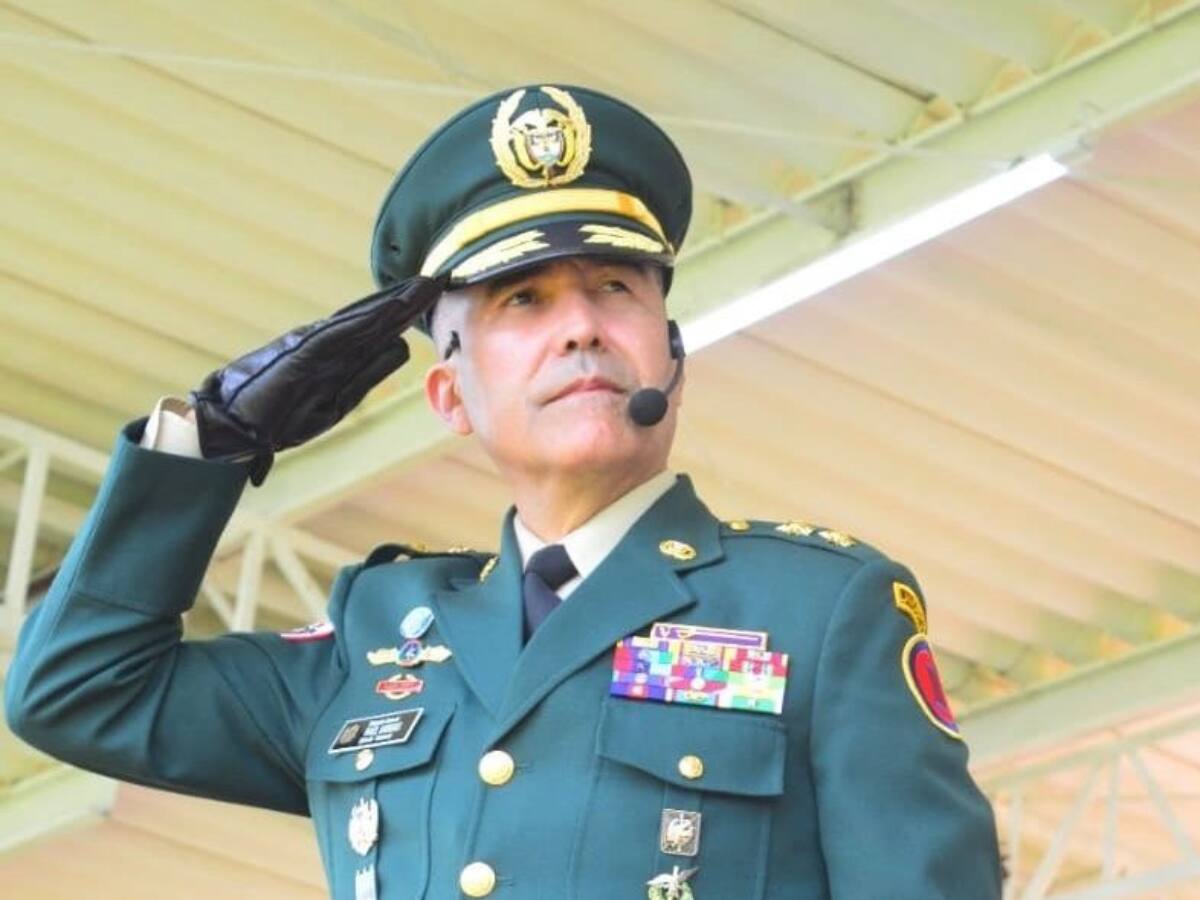 Sale del Ejército Nacional el general Raúl Vargas, quien iba a comandar la Sexta División