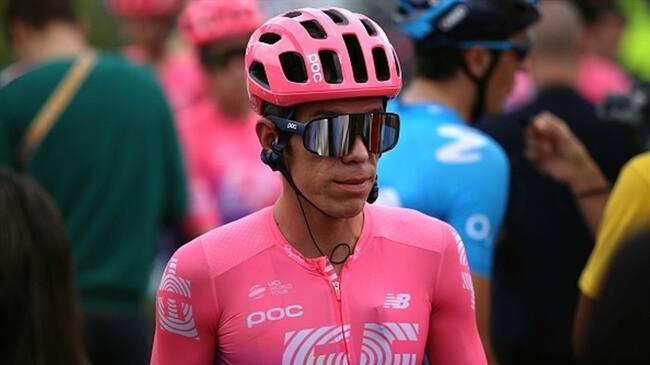 Rigoberto Urán sufrió fractura de clavícula tras su caída en la París-Niza. Foto: Getty Images