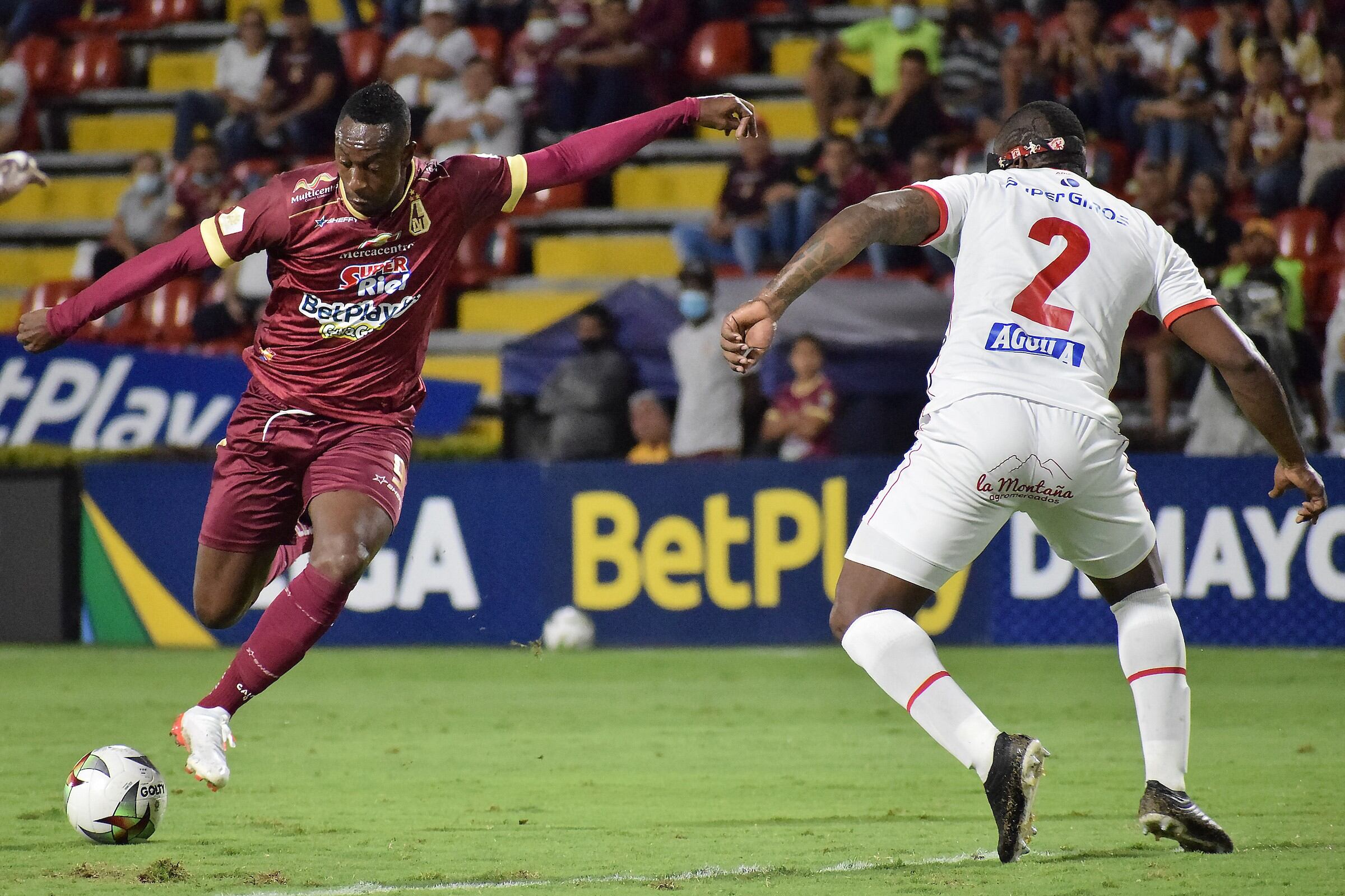 Deportes Tolima vs. América de Cali en el Manuel Murillo Toro
