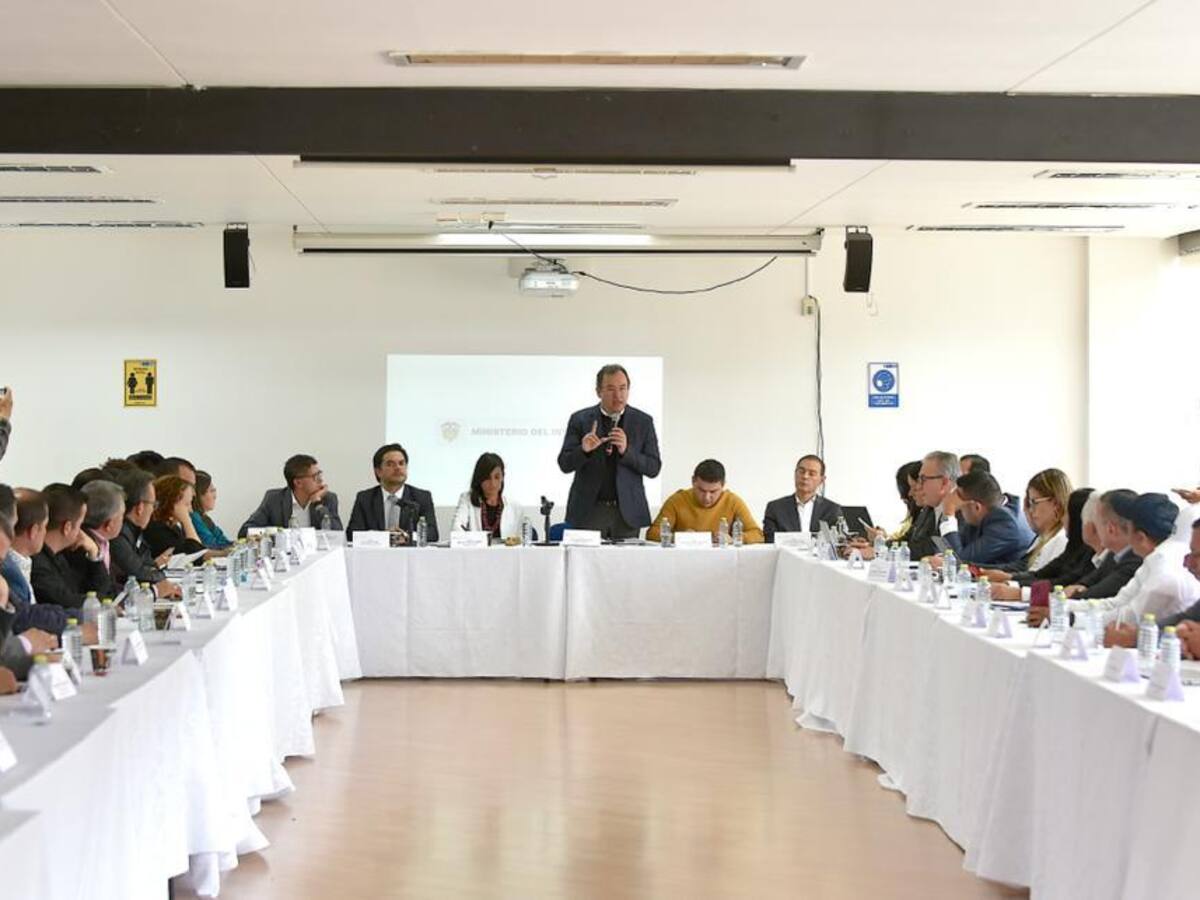 Se levantan bloqueos en El Guavio tras acuerdo entre Gobierno Nacional y comunidad