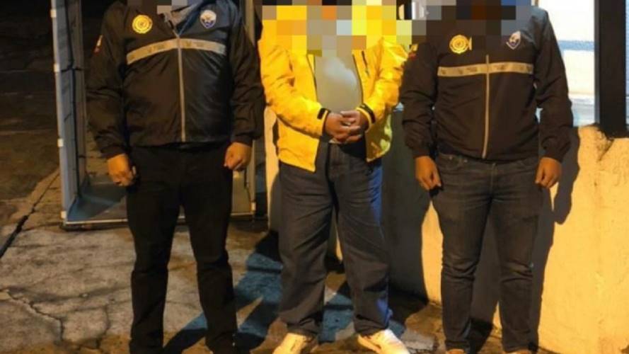 Capturado presunto asesino de caldense en Ecuador. Crédito: Enviada de Mundo TV Ecuador Sudamérica.