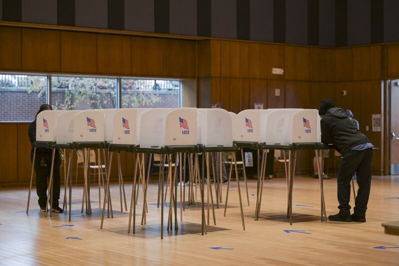 Centros de votación empezaron a cerrar en Estados Unidos