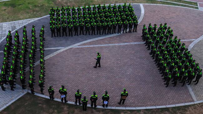 Santa Marta refuerza su seguridad con más de 900 policías durante fin de año. Foto: Policía Metropolitana de Santa Marta.