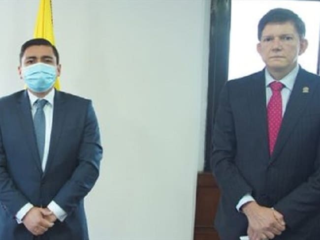 El ministro de Justicia posesionó a Andrés Diaz Hernández. Foto: Cortesía Ministerio de Justicia