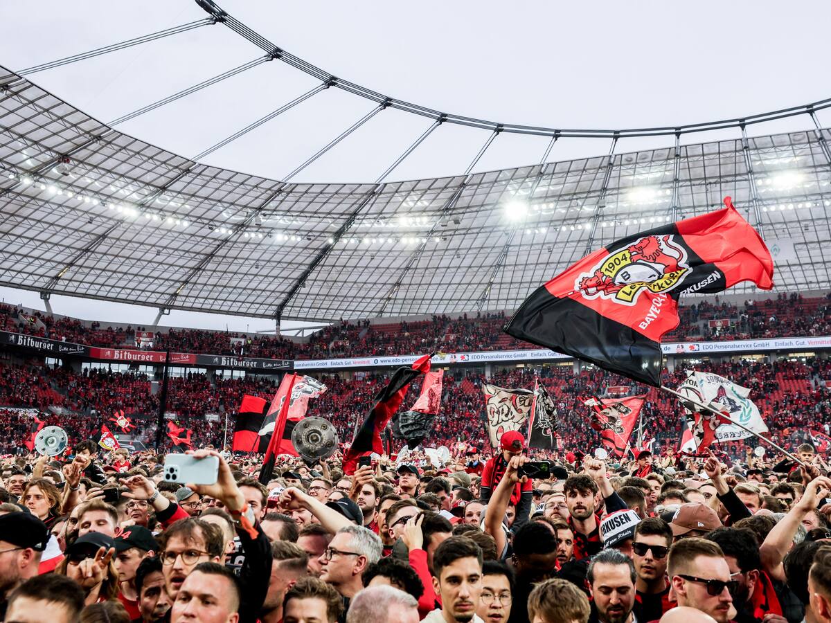 El Bayer Leverkusen de Gustavo Puerta se coronó campeón de la Bundesliga por primera vez