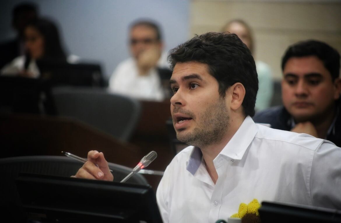 Senador Fabián Díaz. Foto: Senado
