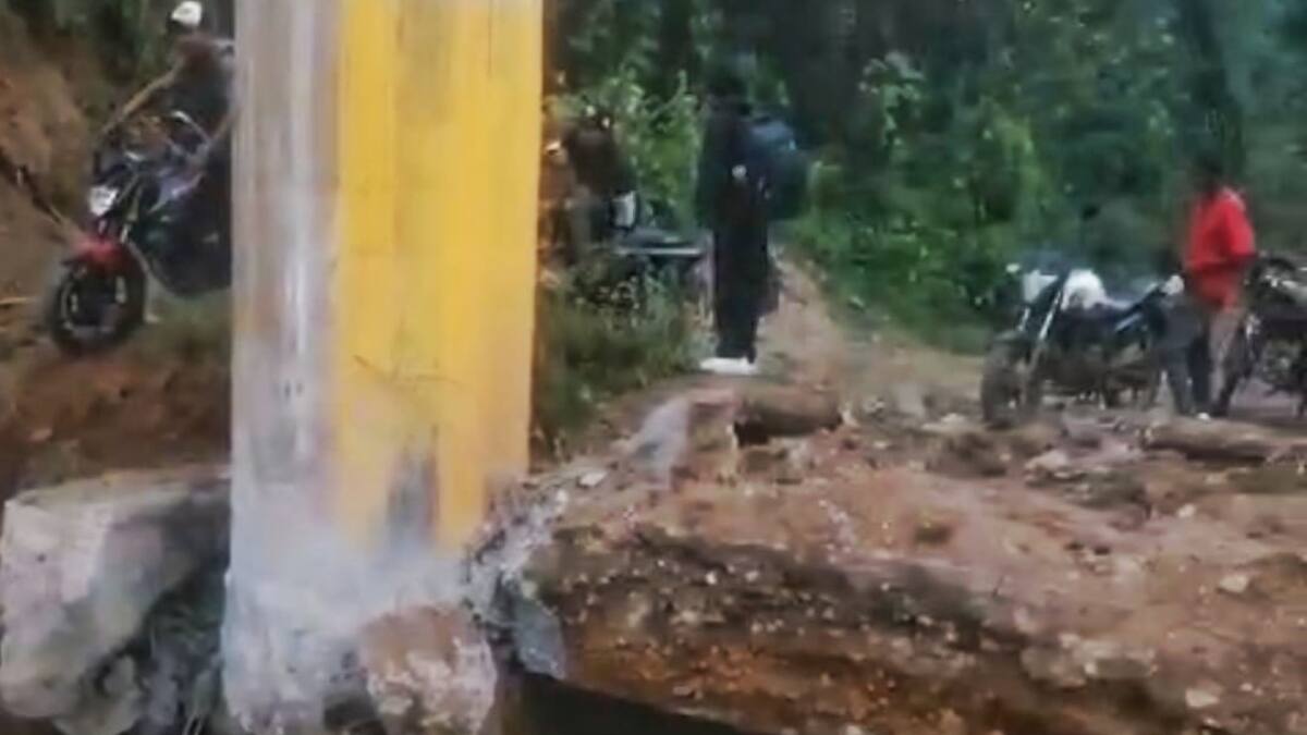 Disidencias destruyen un puente en medio de una acción militar en el sur del Cauca