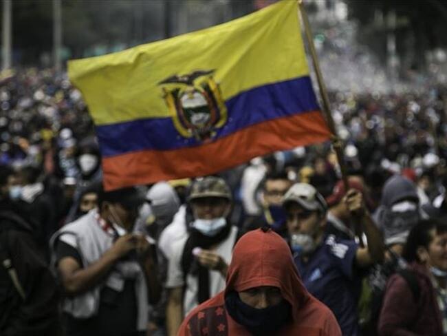 Presidentes ecuatorianos que dimitieron en los últimos 25 años debido a protestas civiles. Foto: Agencia Anadolu