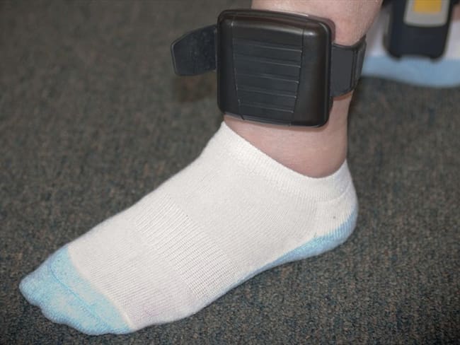 Imagen de referencia de brazalete electrónico. Foto: Getty Images.