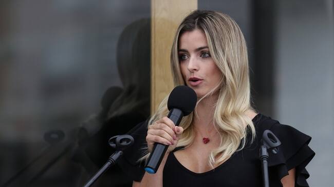 Cristina Hurtado reveló que su padre lucha por su vida en una UCI por COVID-19. Foto: Colprensa