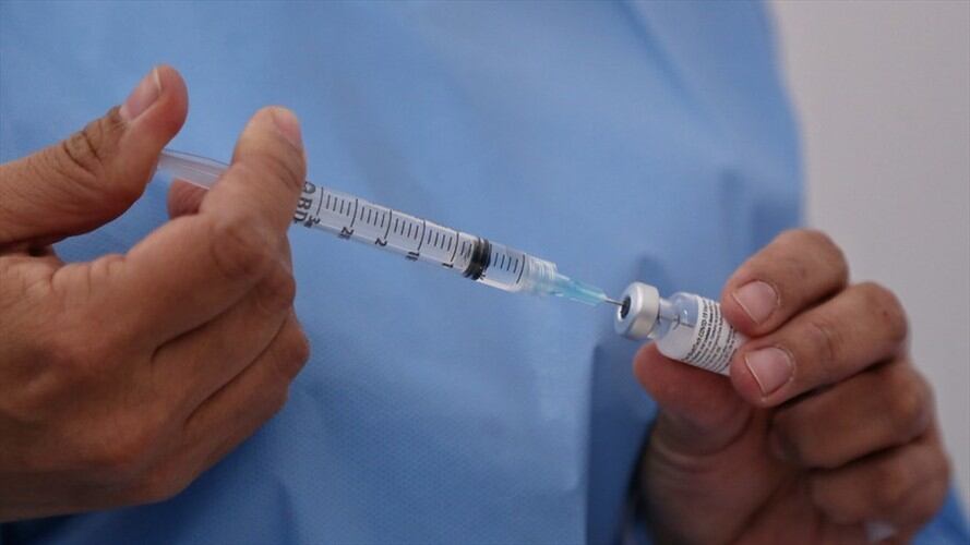 Cerca de 500 adultos mayores en el Magdalena se han negado a recibir la vacuna . Foto: Colprensa