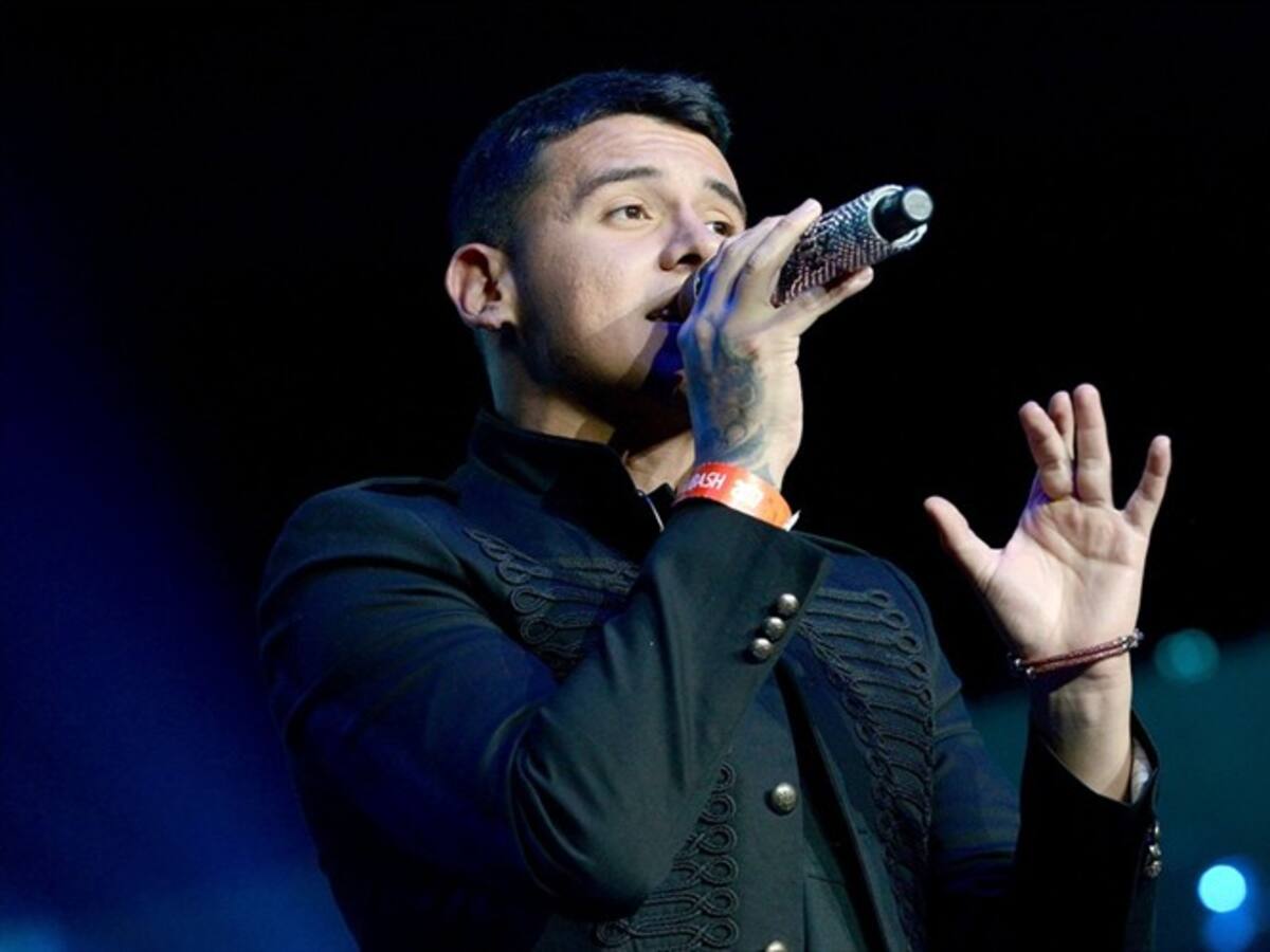 El cantante Kevin Roldan acusado de violencia y acceso carnal