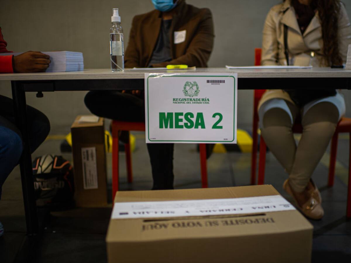 Encuesta Guarumo ubica a Petro, Fajardo y Fico como ganadores de sus respectivas consultas