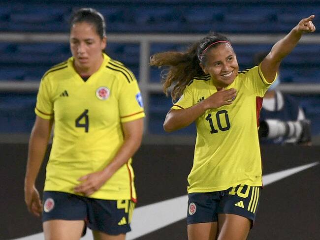 Leicy Santos con la Selección Colombia. (Photo by JUAN BARRETO/AFP via Getty Images)