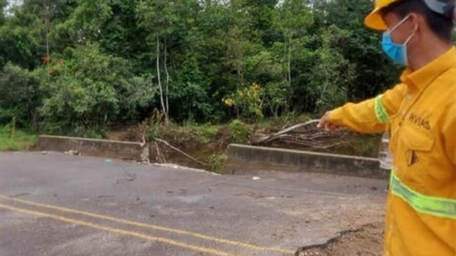 La vía se vio afectada por la ola invernal en la región. Foto: Ministerio de Trasnporte