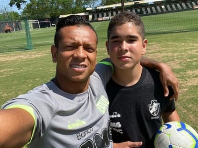 Jugador de Millonarios Fredy Guarín y su hijo Daniel. Foto: Instagram: @danno_eleven