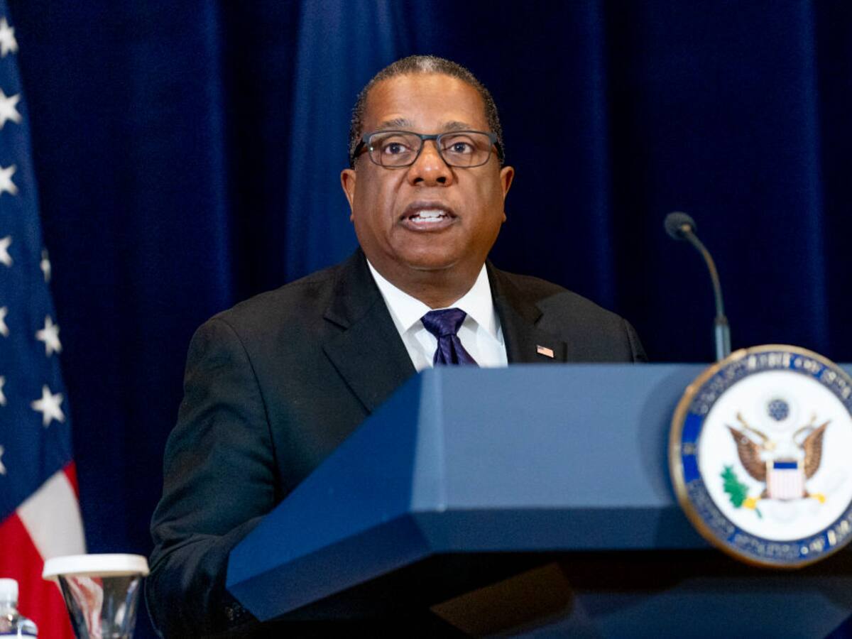 Él es un criminal, pero operación violó derecho internacional: Brian Nichols por captura de Maduro