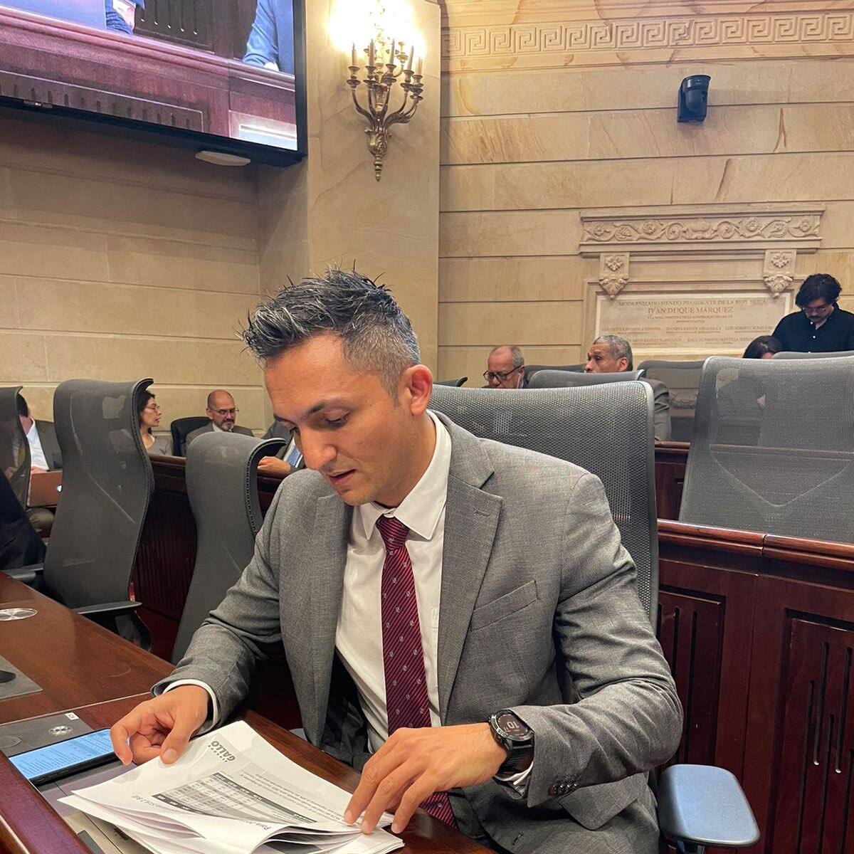 Juan Pablo Gallo renunció a la Comisión de Crédito del Congreso, vinculada al caso UNGRD