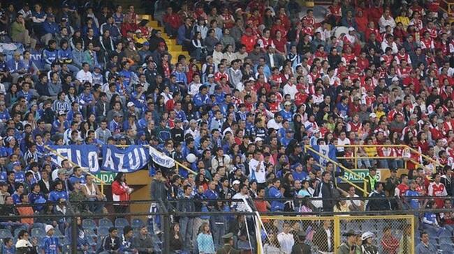 Condena por pelea entre hinchas de Millonarios y Santa Fe. Foto: Colprensa
