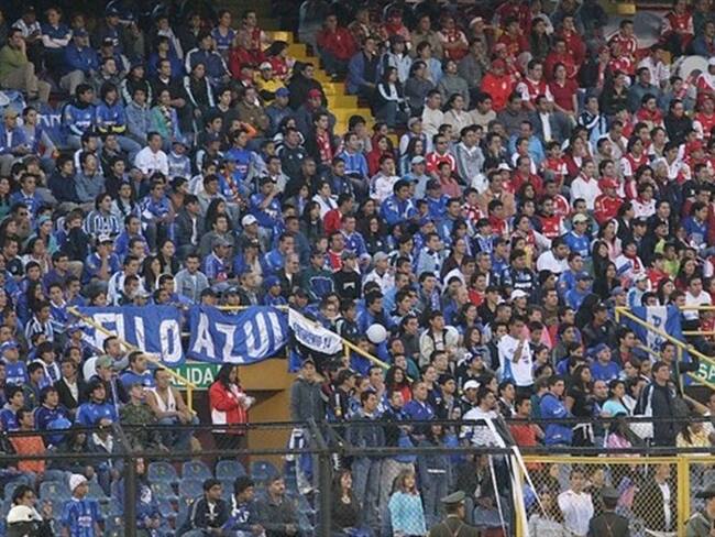 Condena por pelea entre hinchas de Millonarios y Santa Fe. Foto: Colprensa