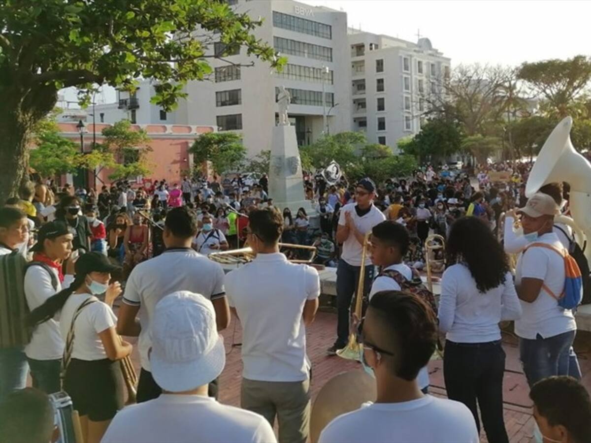 Continúan las manifestaciones en algunas regiones del país