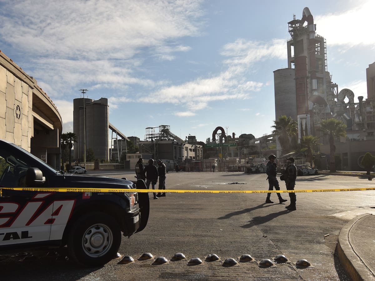 Enfrentamiento entre trabajadores deja ocho muertos en el centro de México