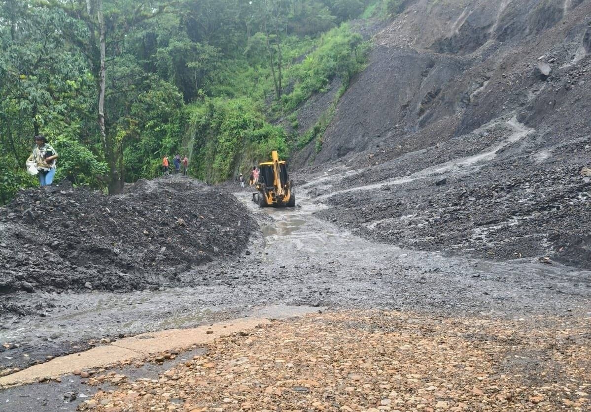 Km 82+200 afectado por hundimiento de la vía(Boyacá). Foto | Invías