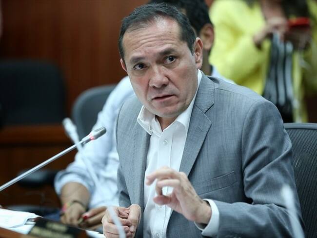 "Uribe tendrá que seguir compareciendo ante la justicia para demostrar su inocencia"