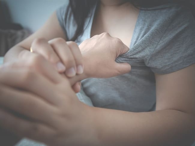 La odisea de una mujer para que una página porno bajara video de su violación