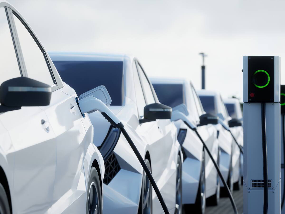 Canadá estudia aumentar impuestos a autos eléctricos chinos, en línea con EE.UU. y UE