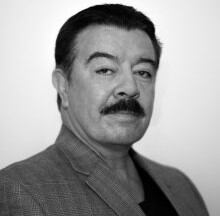 Mike Vigil, exjefe de operaciones de la DEA