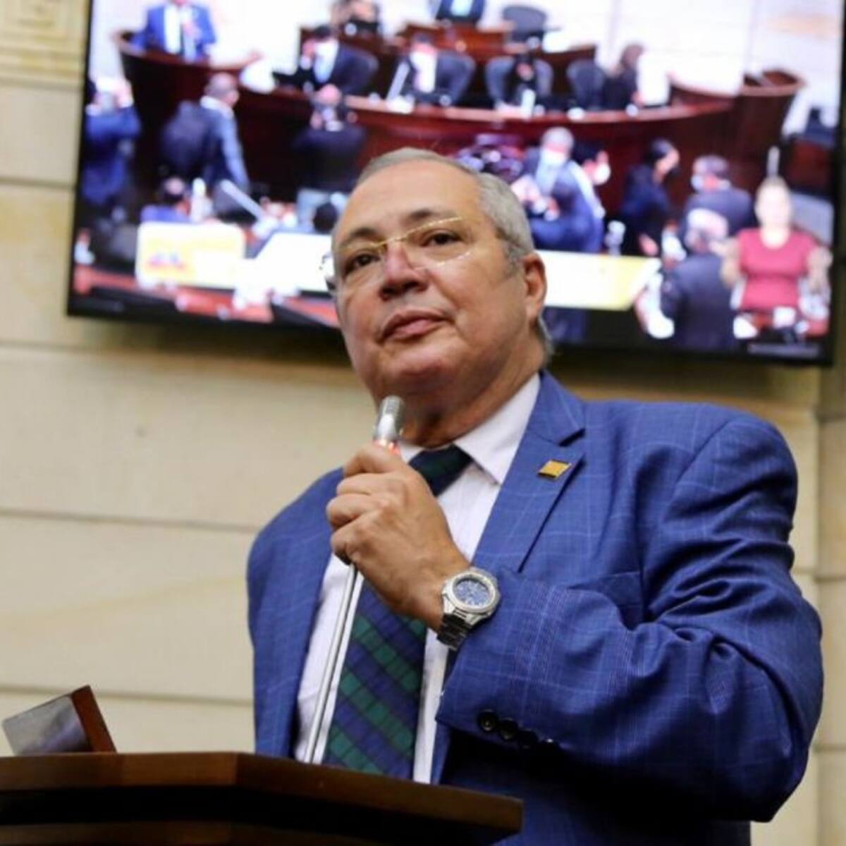 Presidente del Congreso niega vínculos con ‘Rastrojos Costeños’ que indaga Corte Suprema