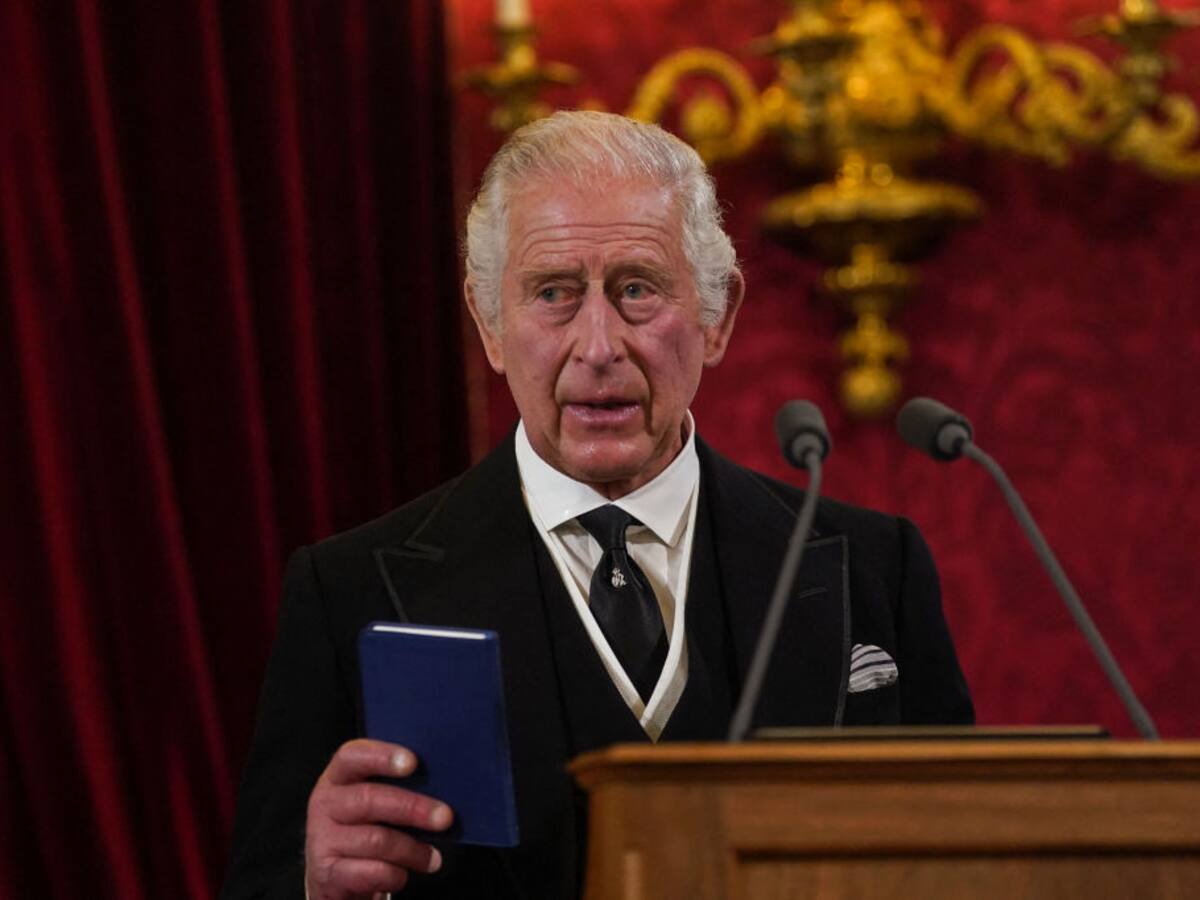 Carlos III fue oficialmente proclamado nuevo rey en sucesión de Isabel II