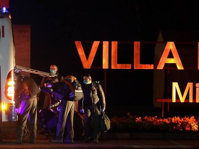 El avión que trajo a los colombianos desde Wuhan llegó a Bogotá a las 10:30 P.M.. Foto: Colprensa