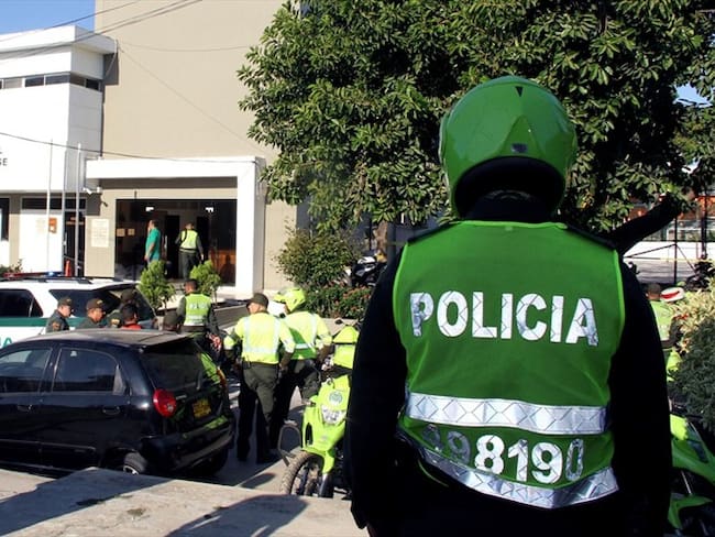 Cuatro policías muertos y 42 heridos tras atentado en Barranquilla. Foto: Agencia EFE