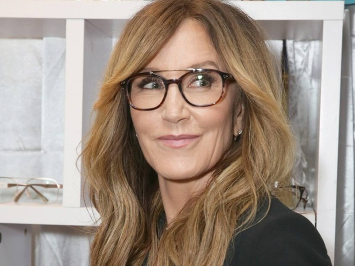 La grave situación legal de la actriz Felicity Huffman por fraude universitario