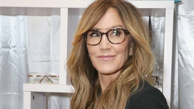 La grave situación de la actriz Felicity Huffman por fraude universitario. Foto: Getty Images
