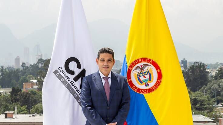 Por corrupción, imputarán cargos contra secretario general de la Cámara