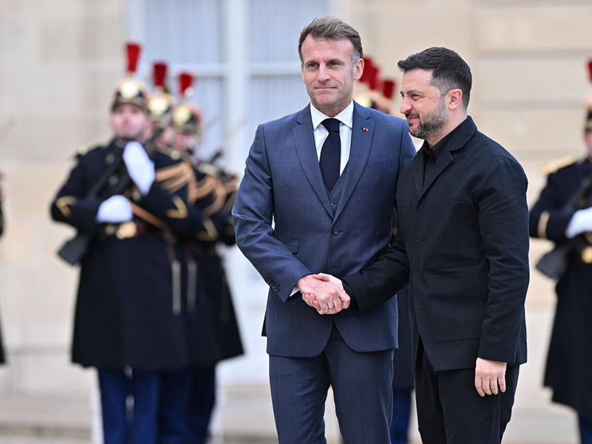 Macron condena “adicción” de Rusia por la guerra cuando “todo está dispuesto para la paz”