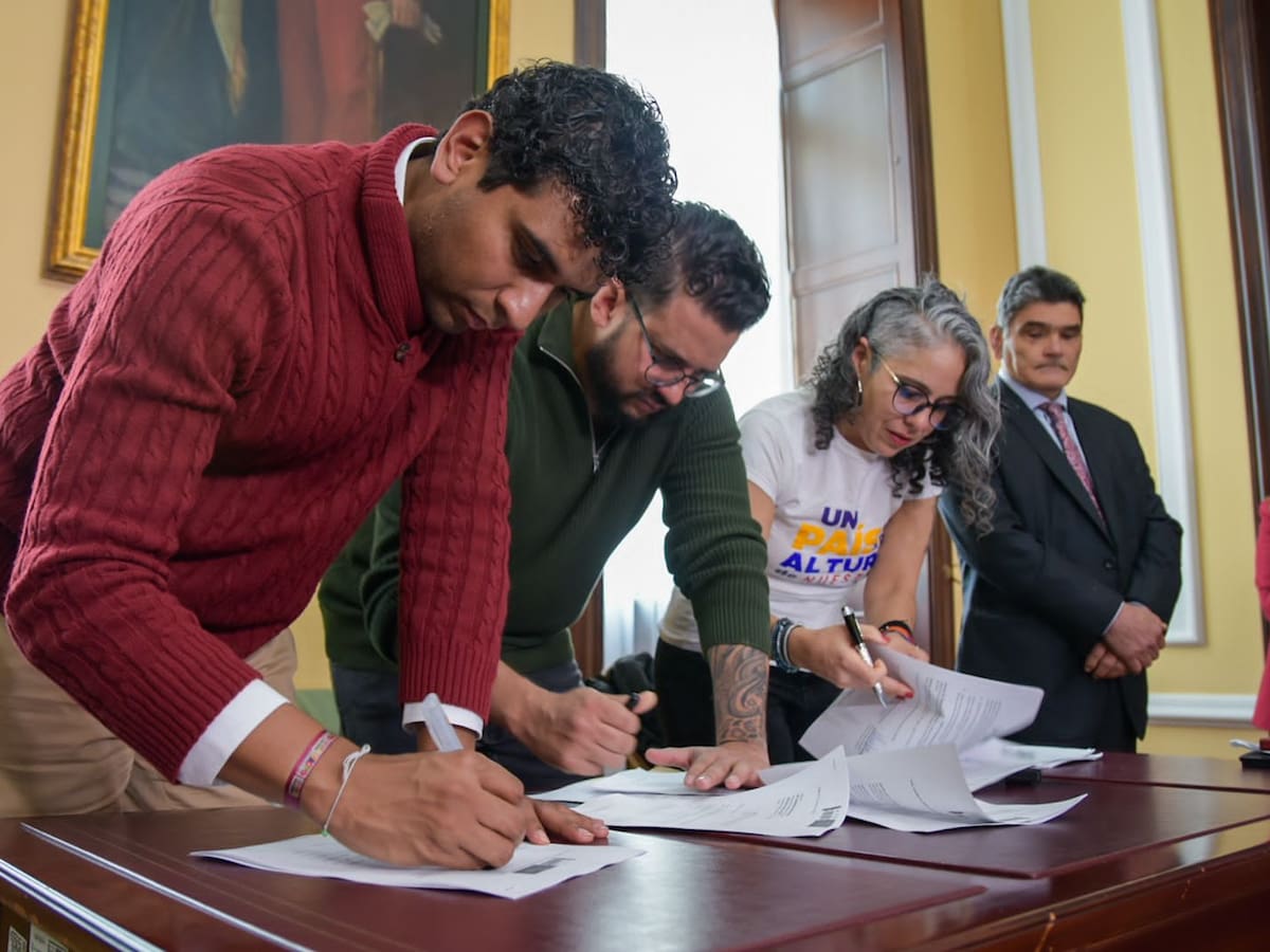 Congresistas alternativos radican proyectos para reformar la Policía Nacional