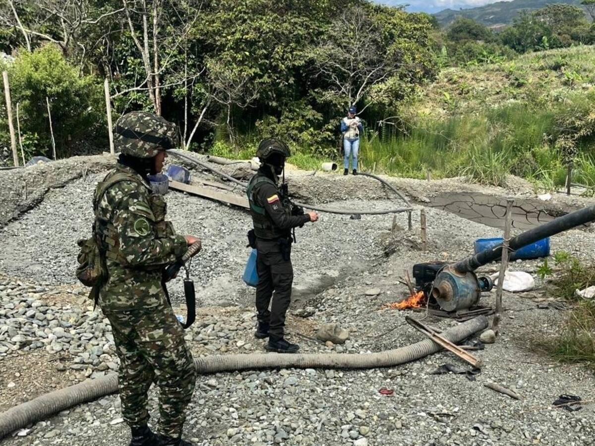 Fue desarticulada una red de minería ilegal al servicio de las disidencias en el Cauca